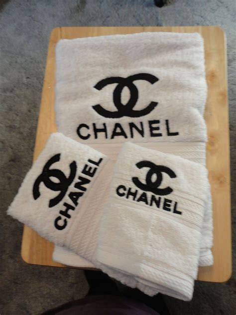 chanel bath towels